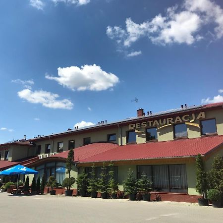 Motel Pintal กอร์ซุฟเวียลคอปอลสกี ภายนอก รูปภาพ