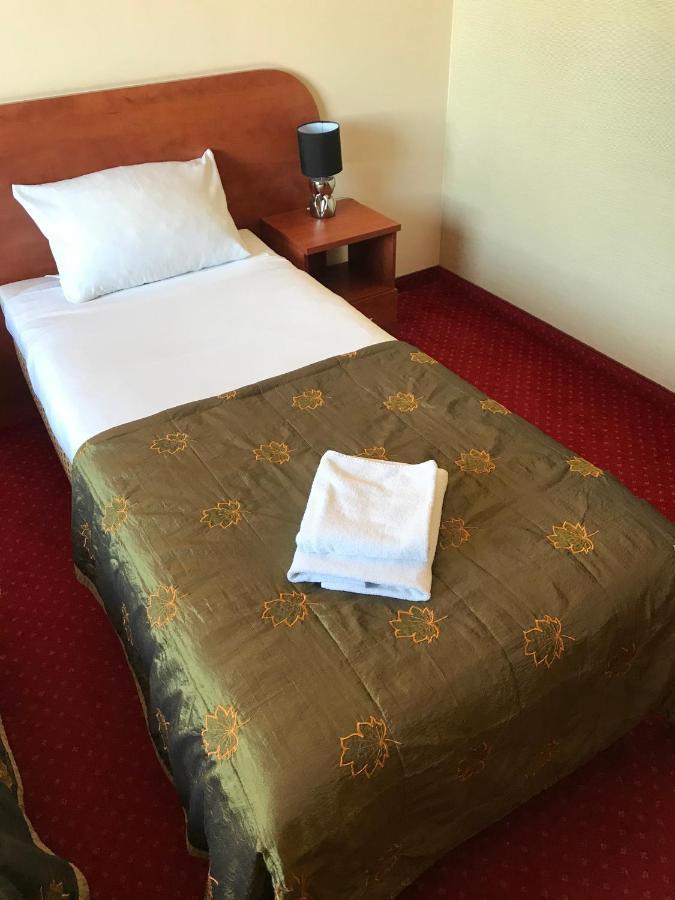 Motel Pintal กอร์ซุฟเวียลคอปอลสกี ภายนอก รูปภาพ